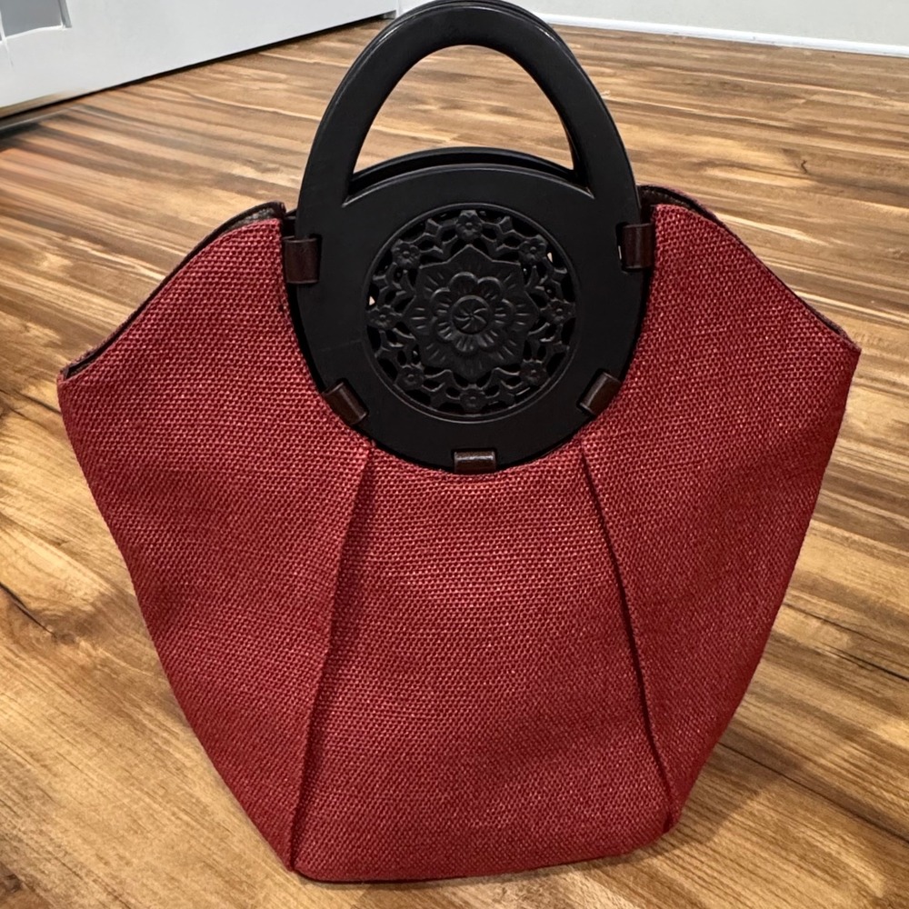 Coldwater Creek Red Woven Tote Handbag Wood Carved Circular Handles Boho Purse